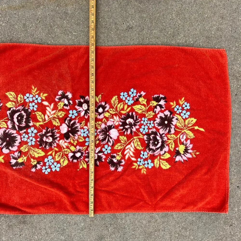 Vintage MCM Rust Orange Mod Retro Floral Small Bath Towel 22.5